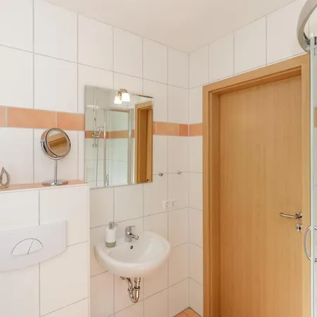 Fewo Zur Kuhlung Fur 4 Personen Apartment Kuehlungsborn